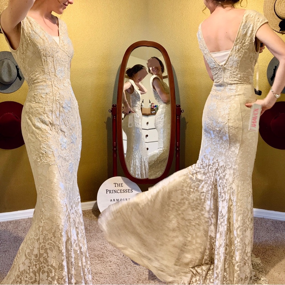 NWT Jovani Cream Nude Lace and Rhinestone Jewel Lace Gown - Picture 3 of 11
